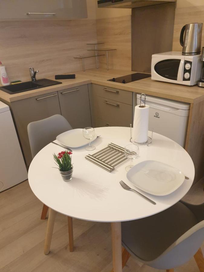 Modern Studio Centre Ville D'Αβινιόν Εξωτερικό φωτογραφία